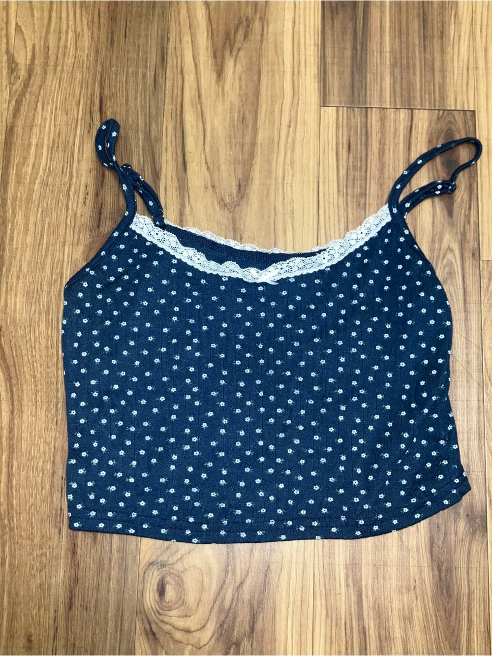 Source Unknown Navy Floral Lace-Trim Crop Cami